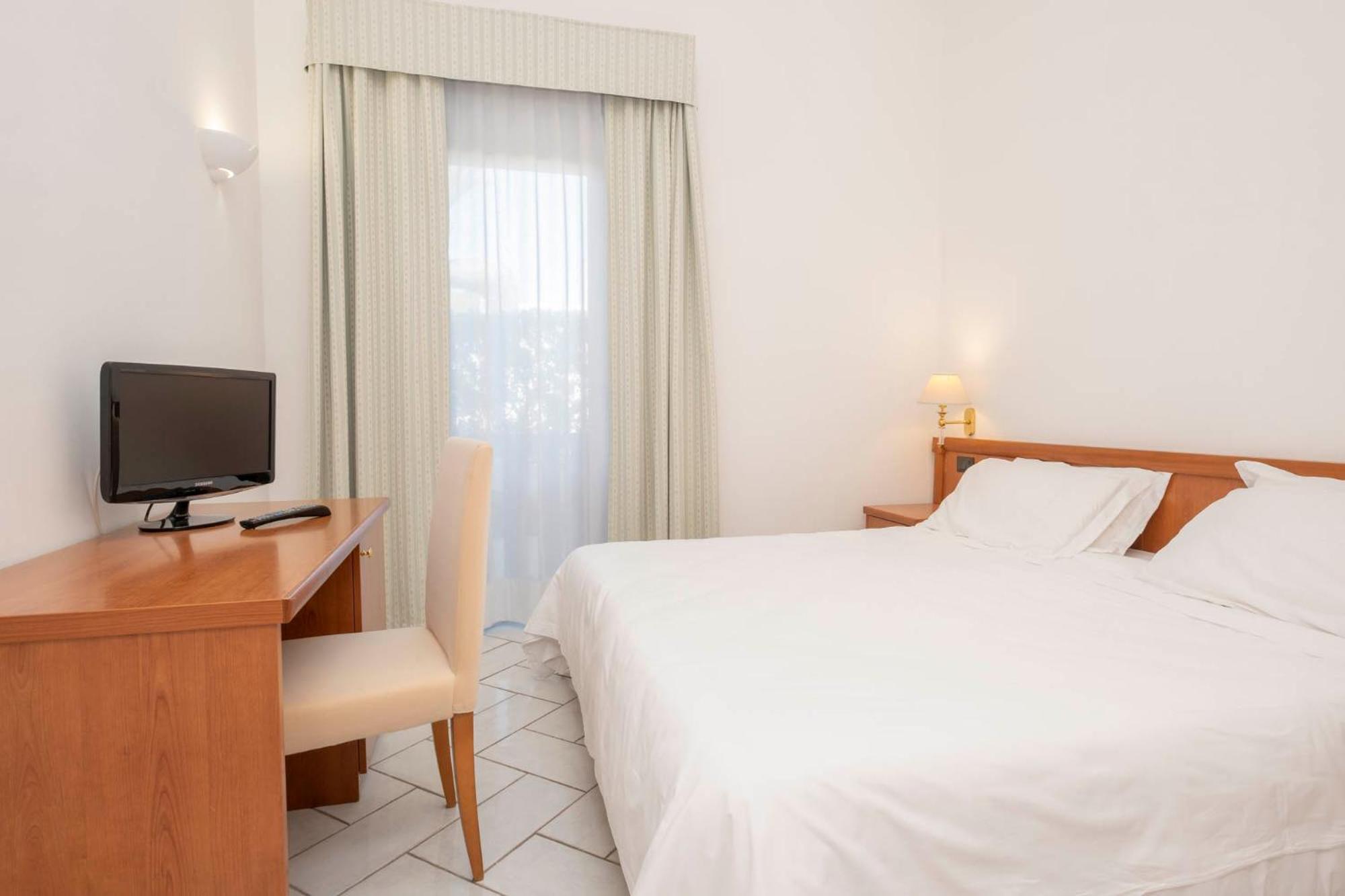 Hotel Del Sole Santa Marinella Chambre photo