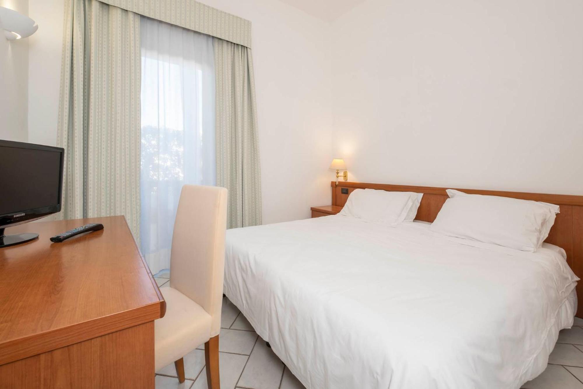 Hotel Del Sole Santa Marinella Chambre photo